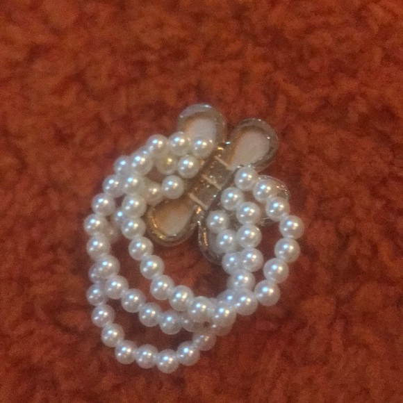 Jewelry - Picture 4 of 4